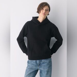 Aritzia Sweatfleece Perfect Hoodie - Black size small